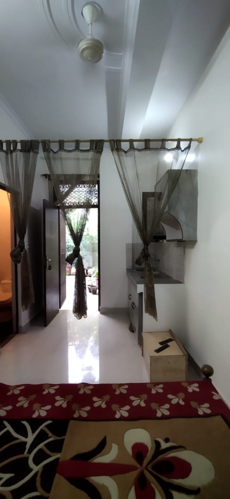 undefined, rwa-jasola-sector-8-sfs-flat 1 RK 350 Sq.Ft. Apartment In Jasola Delhi 9563952