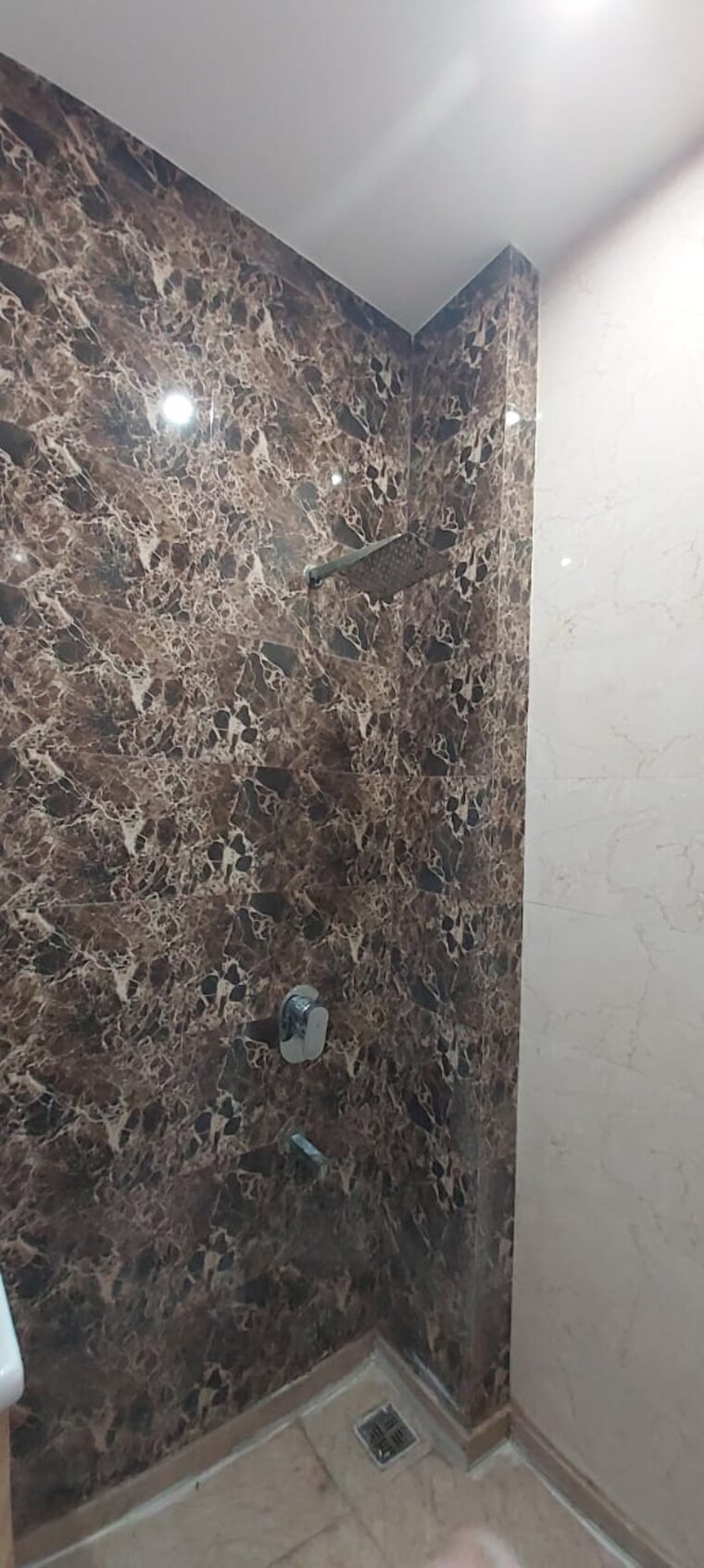 Room, sector 52 Pg For Boys & Girls In Sector 52 9563957