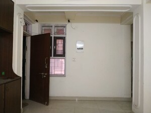 Room in 1 BHK Apartment at Jasola Vihar – for Sale
