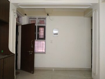 Room in 1 BHK Apartment at Jasola Vihar – for Sale