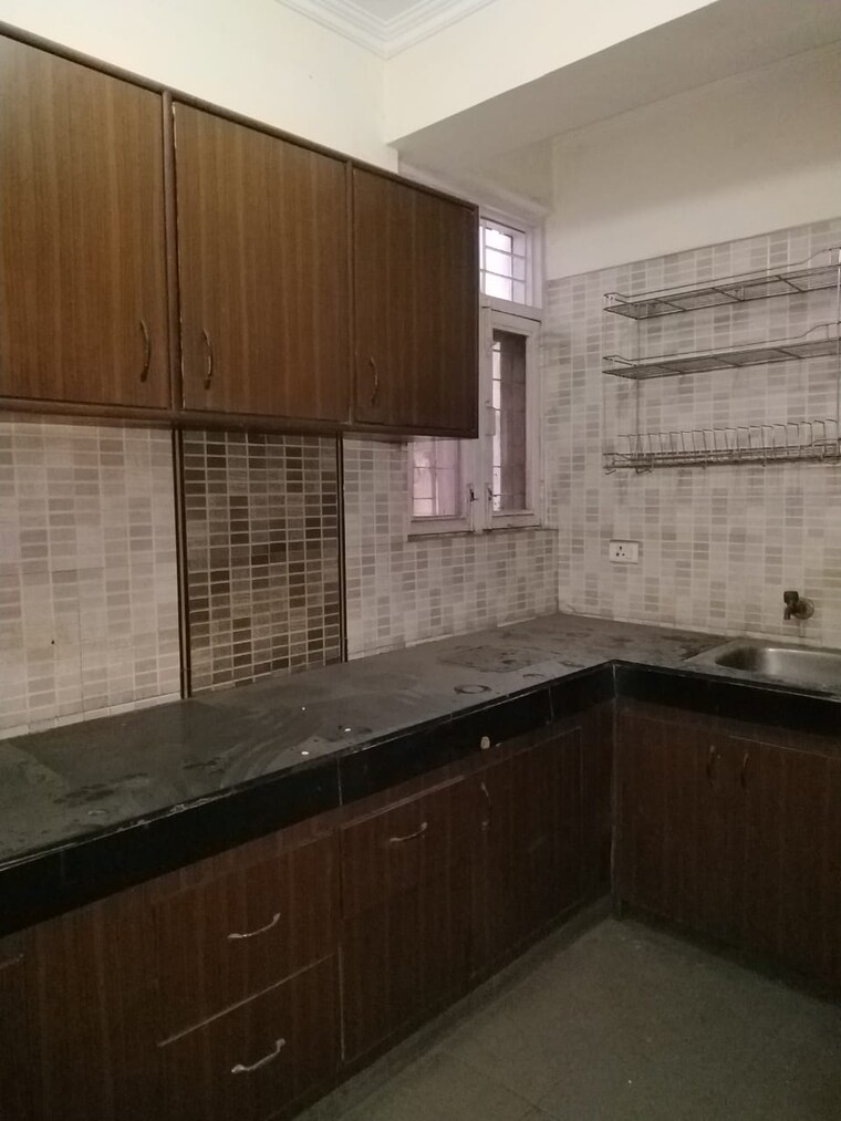Kitchen, jasola vihar 1 Bedroom 516 Sq.Ft. Apartment In Jasola Vihar Delhi 9563971