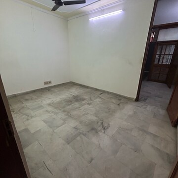 Room in 2 BHK Builder Floor at Arjun Nagar – for Sale