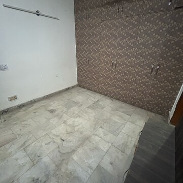 Bedroom in 2 BHK Builder Floor at Arjun Nagar – for Sale