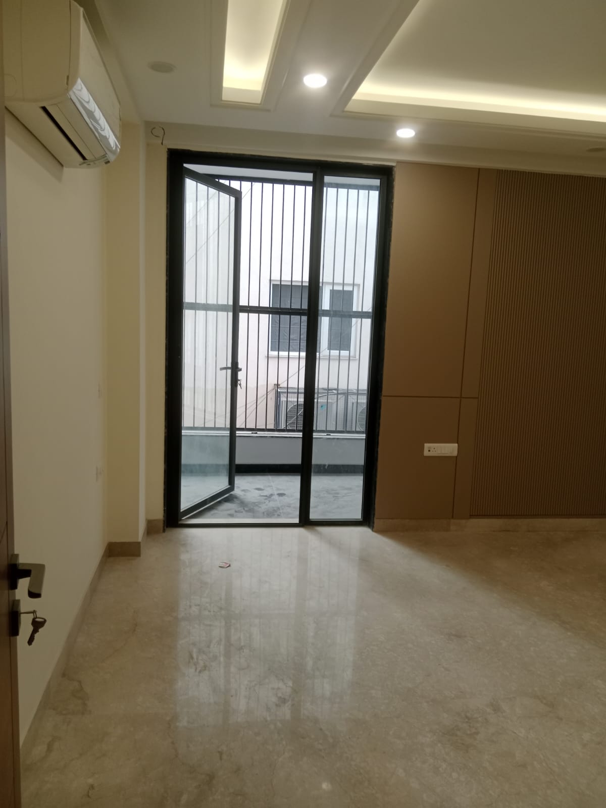 4 BHK + Servant Room Builder Floor For Sale in Saket