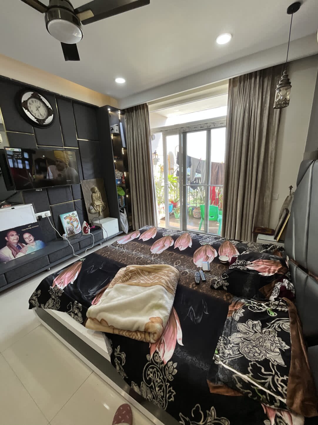 2 BHK + Pooja Room Apartment For Rent in VIP Road