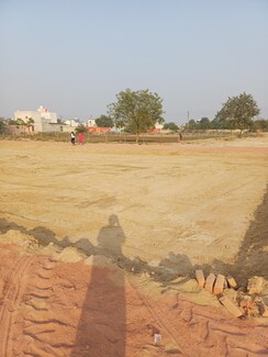 Plot For Sale in Bhopani