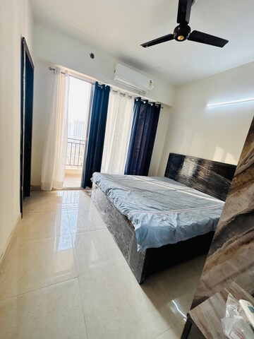 Bedroom in 2 BHK Apartment at Signature Global Prime, Sector 63a – for Rent