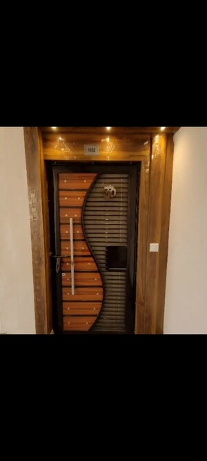 Furnished Amenities in 3 BHK Apartment at Amrapali Golf Homes, Sector 4 Greater Noida – for Rent