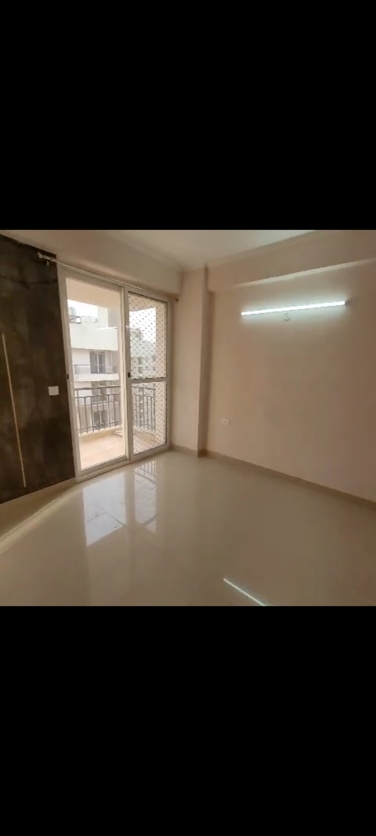 Room, amrapali-golf-homes 3 Bedroom 1595 Sq.Ft. Apartment In Sector 4 Greater Noida Greater Noida 9564039