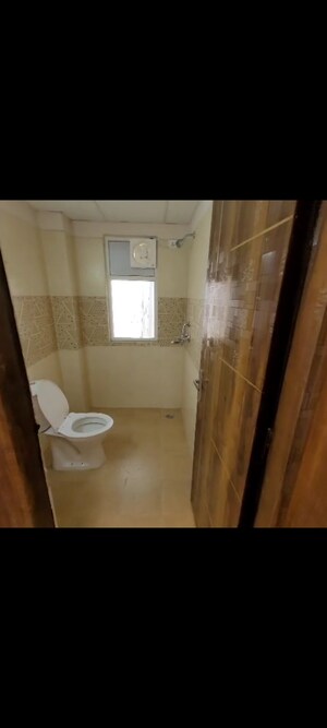 Bathroom in 3 BHK Apartment at Amrapali Golf Homes, Sector 4 Greater Noida – for Rent