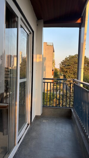 Balcony in 1 BHK Builder Floor at Huda CGHS, Sector 56 – for Rent