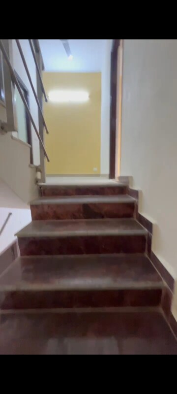 Staircase in 4 BHK Villa at Amrapali Dream Valley, Tech Zone 4 Greater Noida – for Rent