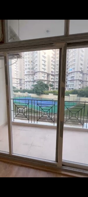 Balcony in 4 BHK Villa at Amrapali Dream Valley, Tech Zone 4 Greater Noida – for Rent