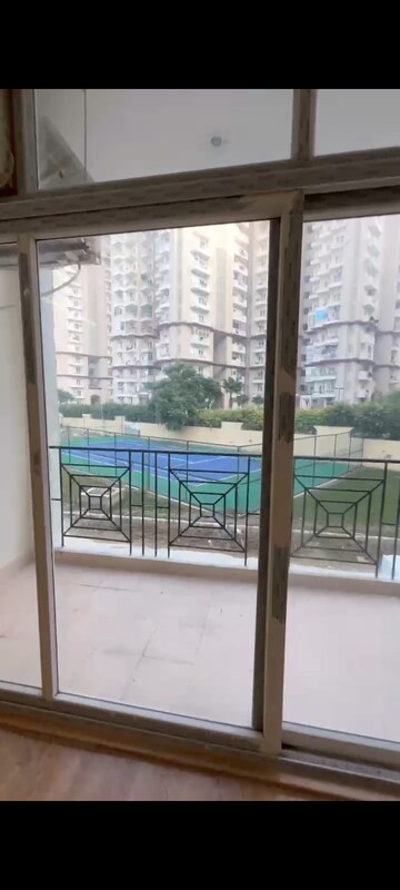 Balcony in 4 BHK Villa at Amrapali Dream Valley, Tech Zone 4 Greater Noida – for Rent