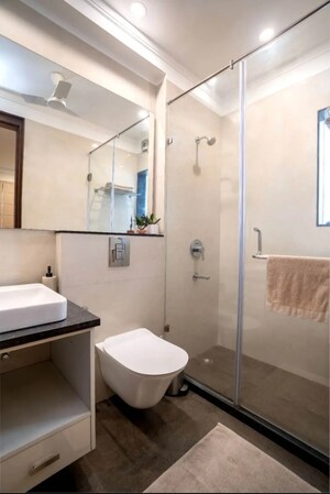 Master Bedroom in 3 BHK Builder Floor at Greater Kailash I – for Rent