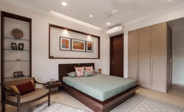 Master Bedroom in 3 BHK Builder Floor at Greater Kailash I – for Rent