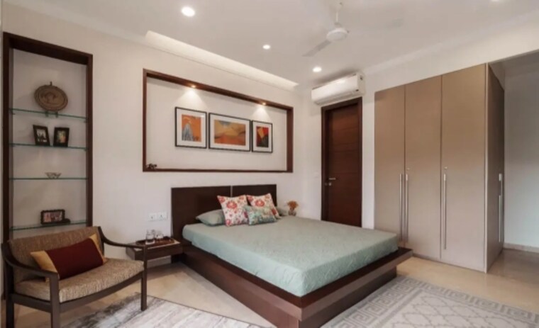Master Bedroom, greater kailash i 3 Bedroom 3800 Sq.Ft. Builder Floor In Greater Kailash I Delhi 9564086