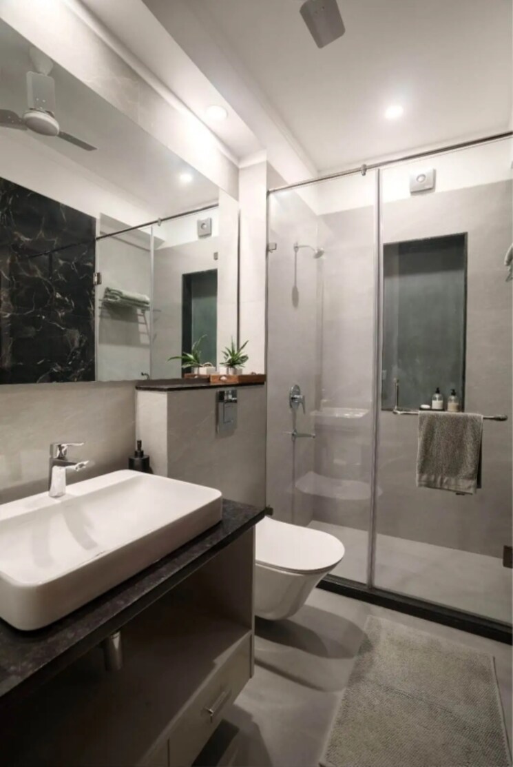 Attached Bathroom, greater kailash i 3 Bedroom 3800 Sq.Ft. Builder Floor In Greater Kailash I Delhi 9564086