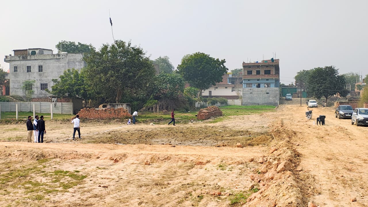 Plot For Sale in Dream Valley 