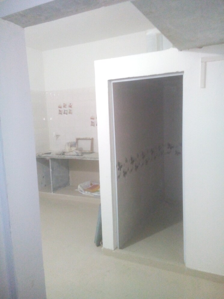 Room, shastrinagar 1 RK 750 Sq.Ft. Apartment In Shastrinagar Ahmedabad 9564119