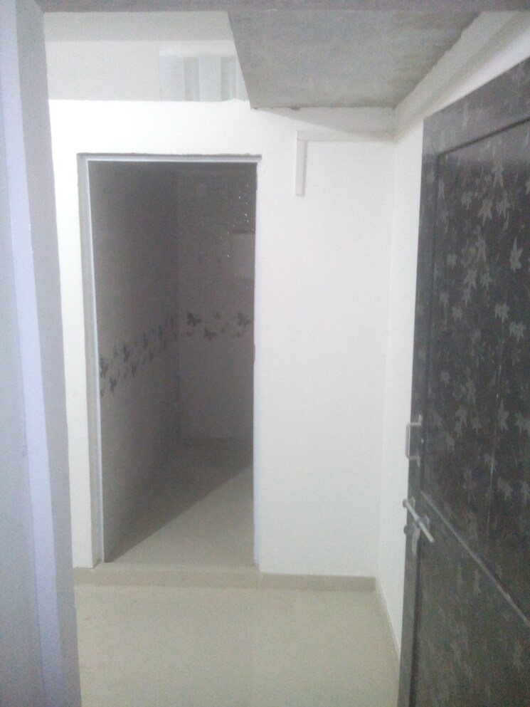 Room, shastrinagar 1 RK 750 Sq.Ft. Apartment In Shastrinagar Ahmedabad 9564119