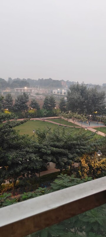 Plot Area in 4 BHK Apartment at DLF The Arbour, Sector 63 – for Sale