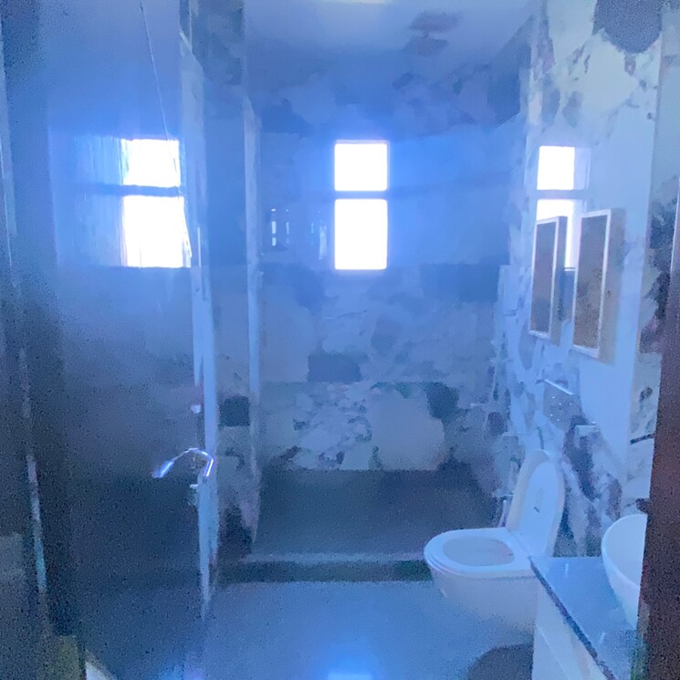 Bathroom, rohini sector 11 4 Bedroom 144 Sq.Mt. Builder Floor In Rohini Sector 11 Delhi 9564153