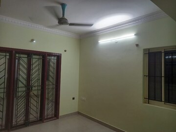 Room in 2 BHK Apartment at Frazer Town – for Rent