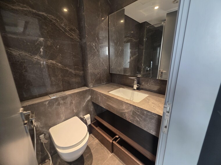 Bathroom, lodha-trump-tower 3 Bedroom 1322 Sq.Ft. Apartment In Worli Mumbai 9564163