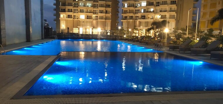 Swimming Pool, lower parel 4 Bedroom 1890 Sq.Ft. Apartment In Lower Parel Mumbai 9564211