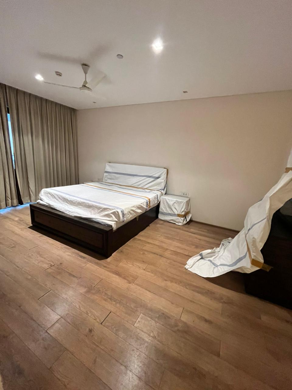 4 BHK + Servant Room Penthouse For Sale in Lunkad Skylounge