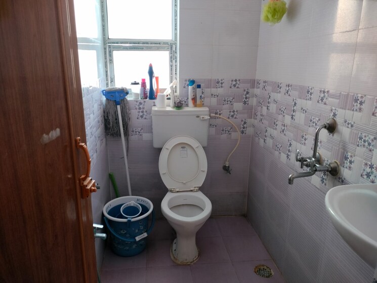 Bathroom, six mile 2 Bedroom 950 Sq.Ft. Builder Floor In Six Mile Guwahati 9564251