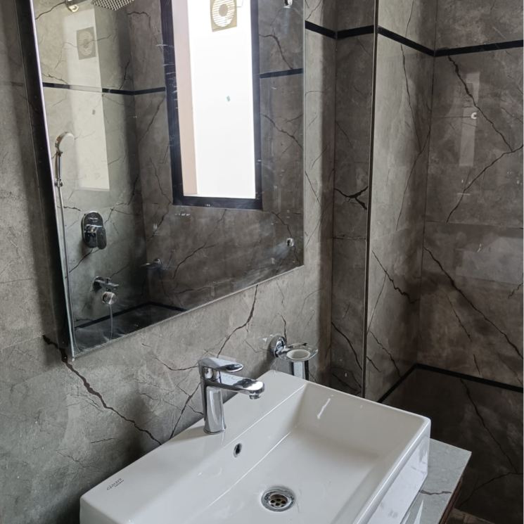Bathroom, sushant-lok-3 2 Bedroom 1050 Sq.Ft. Builder Floor In Sector 57 Gurgaon 9564274
