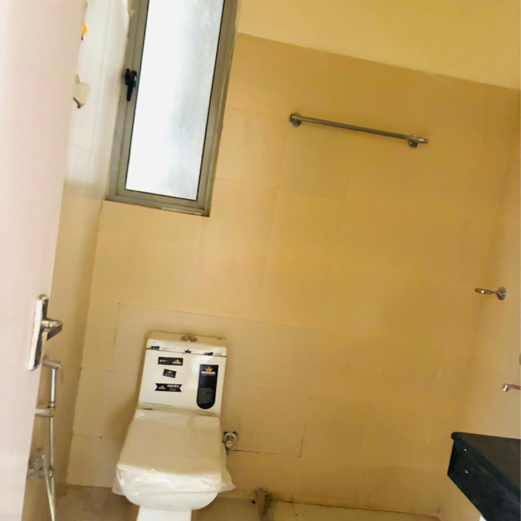 Bathroom, pioneer-park-phase-1 3 Bedroom 1950 Sq.Ft. Apartment In Sector 61 Gurgaon 9564281