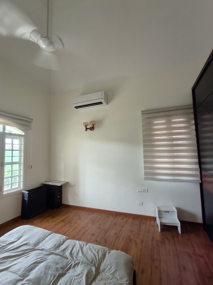 Room, prestige-lakeside-habitat 4 Bedroom 4033 Sq.Ft. Villa In Varthur Bangalore 9564283