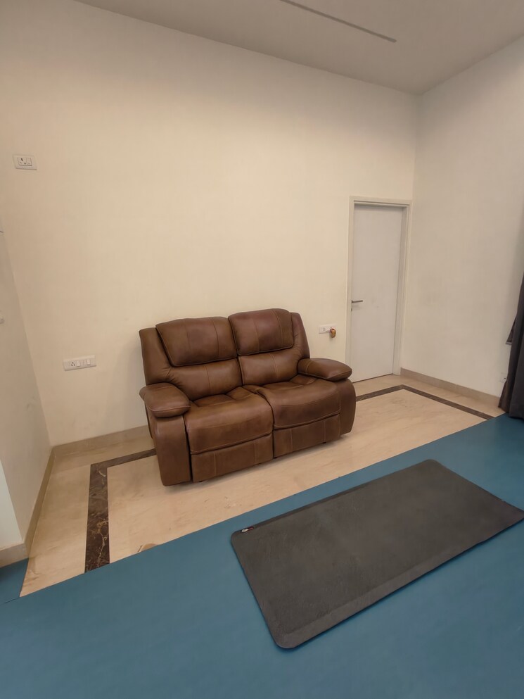 Living Room, prestige-lakeside-habitat 4 Bedroom 4033 Sq.Ft. Villa In Varthur Bangalore 9564283