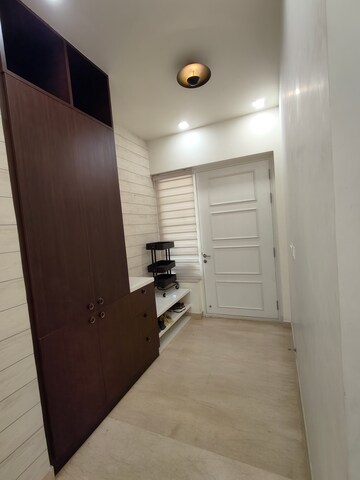 Bathroom in 4 BHK Villa at Prestige Lakeside Habitat, Varthur – for Rent