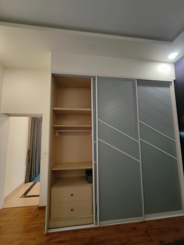 Furnished Amenities in 4 BHK Villa at Prestige Lakeside Habitat, Varthur – for Rent