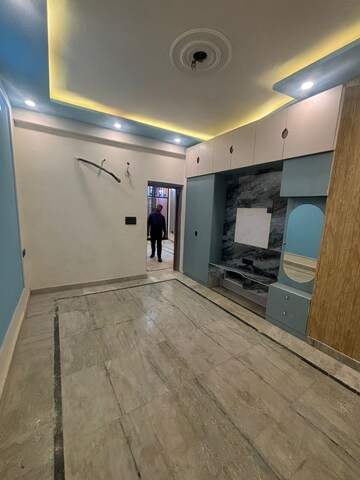 Room in 3 BHK Apartment at Amolik Heights, Sector 88 – for Sale