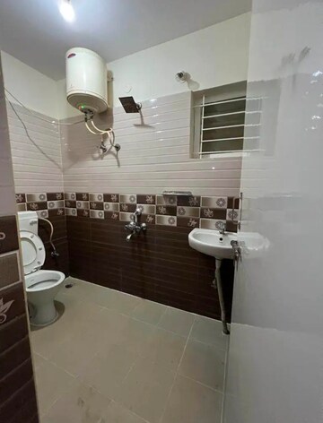 Master Bedroom in 3 BHK Apartment at Rajapushpa Provincia, Narsingi – for Rent