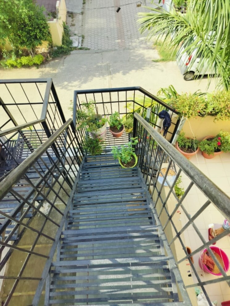 Balcony, bagmugaliya 3 Bedroom 860 Sq.Ft. Independent House In Bagmugaliya Bhopal 9564316