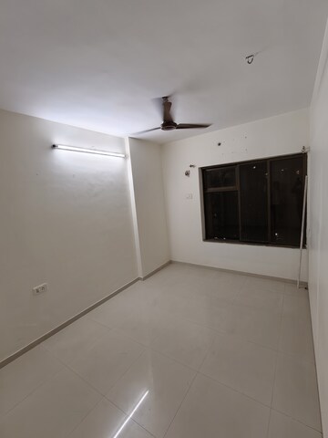 2 BHK Apartment For Rent in Kanakia Sanskruti, Kandivali East