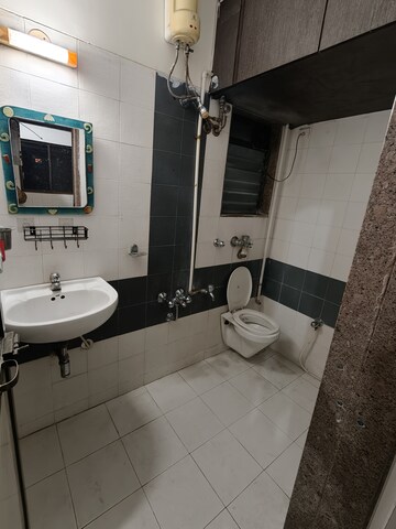 Master Bedroom in 2 BHK Apartment at Kanakia Sanskruti, Kandivali East – for Rent