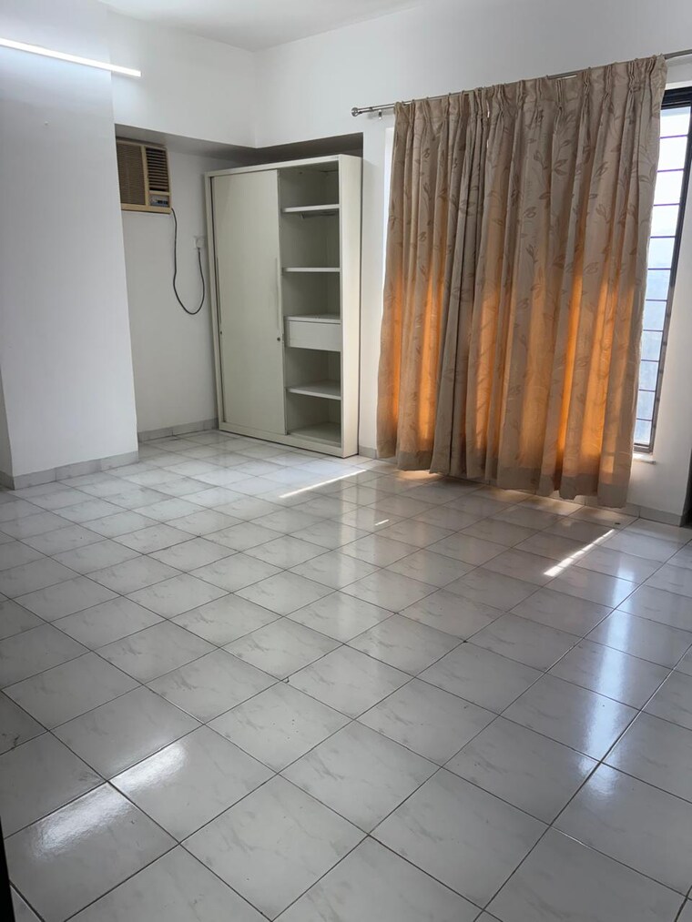 Room, sneha-sankul 3 Bedroom 1500 Sq.Ft. Apartment In Kothrud Pune 9564325