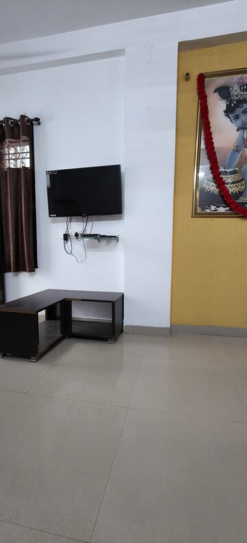 Furnished Amenities in 1 BHK Apartment at Aayush Saraswati, Chembur – for Rent