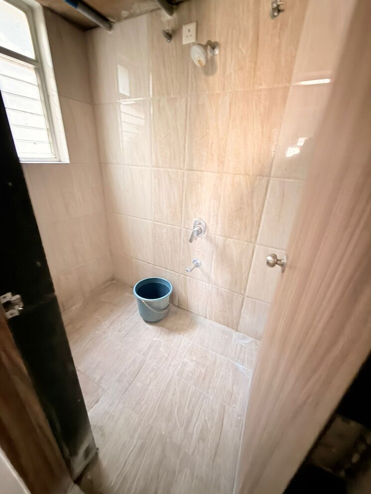 Bathroom, anand nagar 1 Bedroom 650 Sq.Ft. Apartment In Anand Nagar Pune 9564341