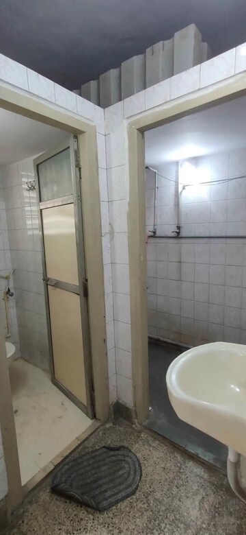 Bathroom in 1 BHK Builder Floor at Samrat Corner CHS, Nalasopara West – for Sale