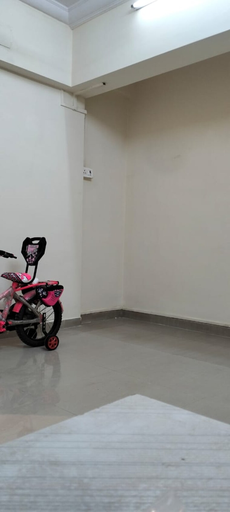  Parking, harasiddh-viraaj 2 Bedroom 625 Sq.Ft. Apartment In Malad East Mumbai 9564357