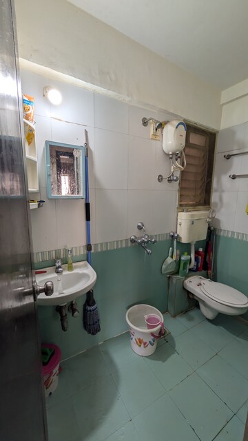 Master Bedroom in 1 BHK Apartment at Bhoomi Elegant, Kandivali East – for Rent