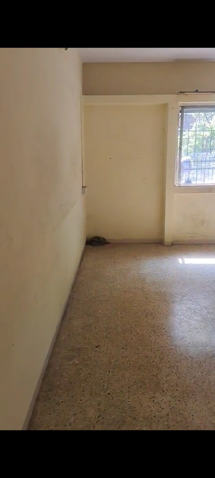 Room, parshwa-residency 1 Bedroom 667 Sq.Ft. Apartment In Katraj Pune 9564361